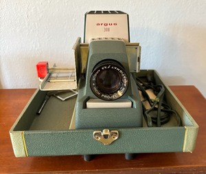 lot 236 image: Vintage Angus 300 Projector