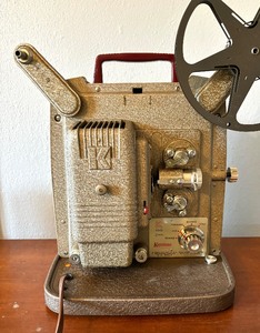 lot 237 image: Vintage Keystone 8mm K-100 Projector