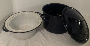 lot 125 image: Rare Vintage SAVORY Enameled Double Boiler