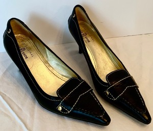 lot 107 image: The Original Car Shoe