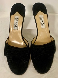 lot 123 image: Two Pairs of Isaac Mizrahi Heels