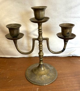 lot 257 image: Vintage Brass Candle Holder, Incense Burners and Petite Pot