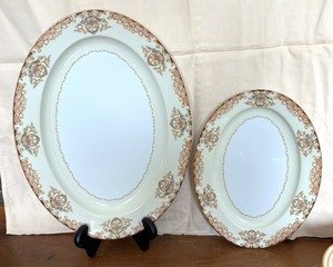 lot 24 image: Vintage Noritake Rosebud Serving Pieces