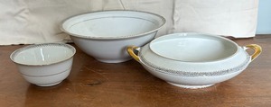 lot 258 image: Vintage Canonsburg China Grouping