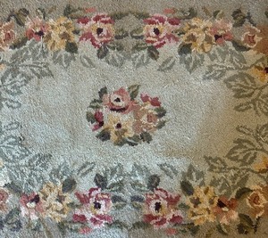 lot 327C image: Chinese Hand Hooked Rug