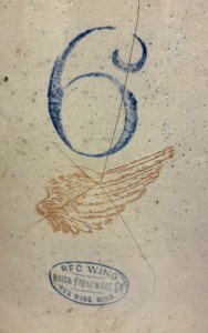lot 296 image: Vintage Redwing Pottery 6 Gallon Crock