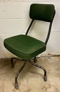 lot 352 image: Vintage Shop Chair