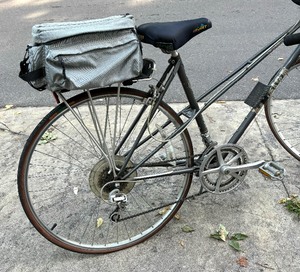 lot 407 image: Raleigh Bicycle