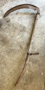 lot 443 image: Variety of Vintage Tools