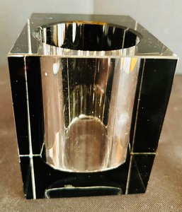 lot 60 image: Reed & Barton Rectangular Crystal Pen Holder