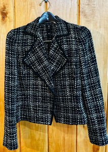 lot 93 image: Beautiful Blazer  Jacket in Black and White by Linda Allard Ellen Tracy
