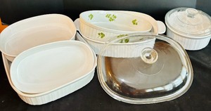 lot 301 image: Corning Ware Oven to Table with Parsley Decor