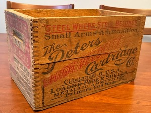 lot 184A image: Vintage Petes Velocity Cartridge Wooden Crate