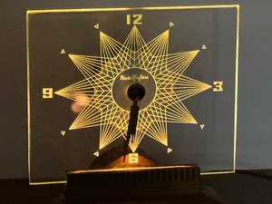 lot 58 image: Vintage 1950s Clock Master Crafters Starlight No. 146