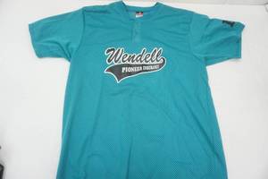 lot 10 image: town ball jersey