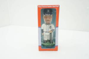 lot 49 image: Collectible Series bobblehead