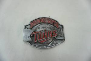 lot 101 image: MN Twins World Series Belt buckle, 1987