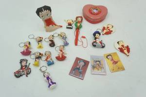lot 130 image: Betty Boop collectables