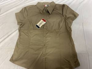 lot 75 image: 6 Short Sleeve Clique DressWork Shirts - XL