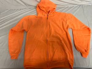 lot 84 image: 6 Orange Zip Up Hooded Sweatshirts - Small