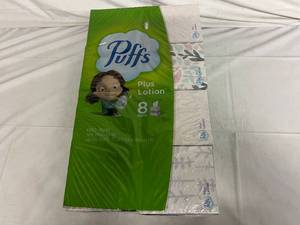 lot 124 image: 8 Packs of Puffs