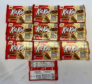 10x 3oz Chocolate Frosted Donut KitKats