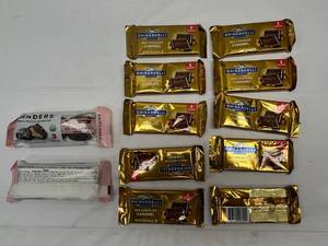 2x Sanders Sea Salt Carmels & 10-2squares Ghirardelli Milk Chocolate Carmels