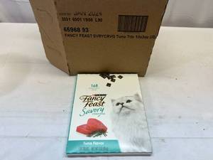 10x 3oz Fancy Feast Savory Break Apart Treats-Tuna