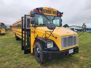 2007 Freightliner FS65 School Bus (77 Seat)