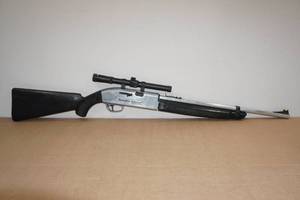 lot 4 image: Remington Air Master 77 PelletBB Gun with 4x15 Scope