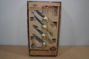 lot 5 image: Mossy Oak 4-Pack Stag Finish Knife Set with Sheaths