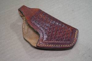 lot 113 image: Craig Leather Gun Holster