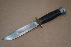 lot 119 image: Marbles 9 Fixed Blade Hunting Knife