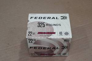lot 218 image: 325 Federal Automatch .22 LR 40 Gr RN Ammo