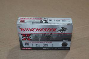 lot 236 image: 5 Winchester Super-X 12 Gauge 2-34 Rifled HP Slugs