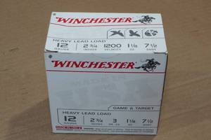 lot 256 image: 25 Winchester 12 Gauge 2-34 7-12 Lead Shot Shotshells