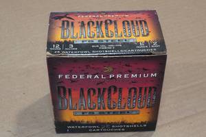 lot 267 image: 25 Federal BlackCloud 12 Gauge 3 2 Steel Shot Shotshells