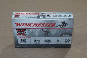 lot 281 image: 5 Winchester Super-X 12 Gauge 2-34 00 Buck Shotshells