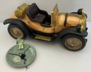 lot 112 image: Vintage Car Lawn & Garden Dcor