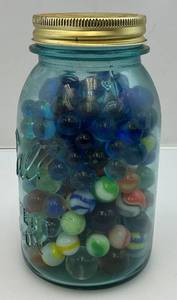 lot 135 image: Misc. Vintage Marbles Some Glow Under UV Light