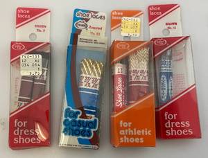 lot 14 image: Misc. Vintage Sports Items & More