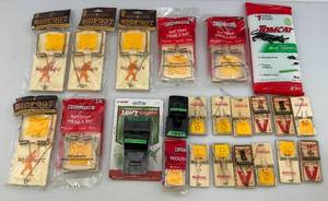 lot 240 image: Misc. Mouse Traps