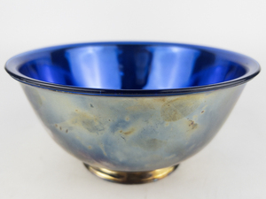 lot 30 image: PAUL REVERE Silver Plated Serving Bowl 7 with Blue Insert