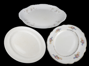 lot 83 image: Group of 3 HOMER LAUGHLIN Serving Platters