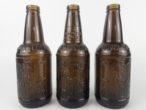 lot 74 image: Group of 3 SIOUX CITY SARSAPARILLA Empty 12 Oz Glass Bottles