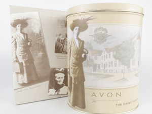 lot 89 image: 2001 Avon Limited Edition Collection Tin 7 Like New with Box