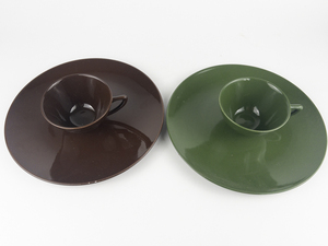 lot 49 image: Brown & Green Mug and Plate Sets