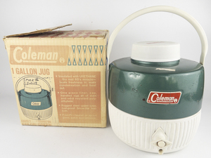 lot 55 image: Vintage Picnic 1972 Colman Green 1 Gallon Jug with Original Box