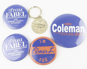 lot 297 image: Group of VINTAGE Political Buttons and a Commemorative key chain for Obama  Biden Inauguration 2009