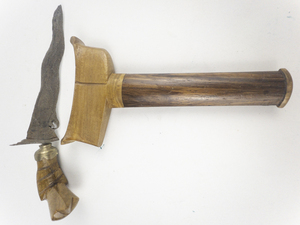 lot 311 image: VINTAGE Indonesian Keris  Kris Dagger with Wooden Sheath